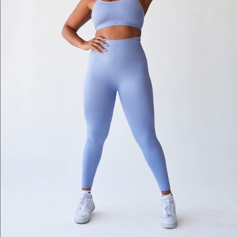 SETActive Leggings in Sky
